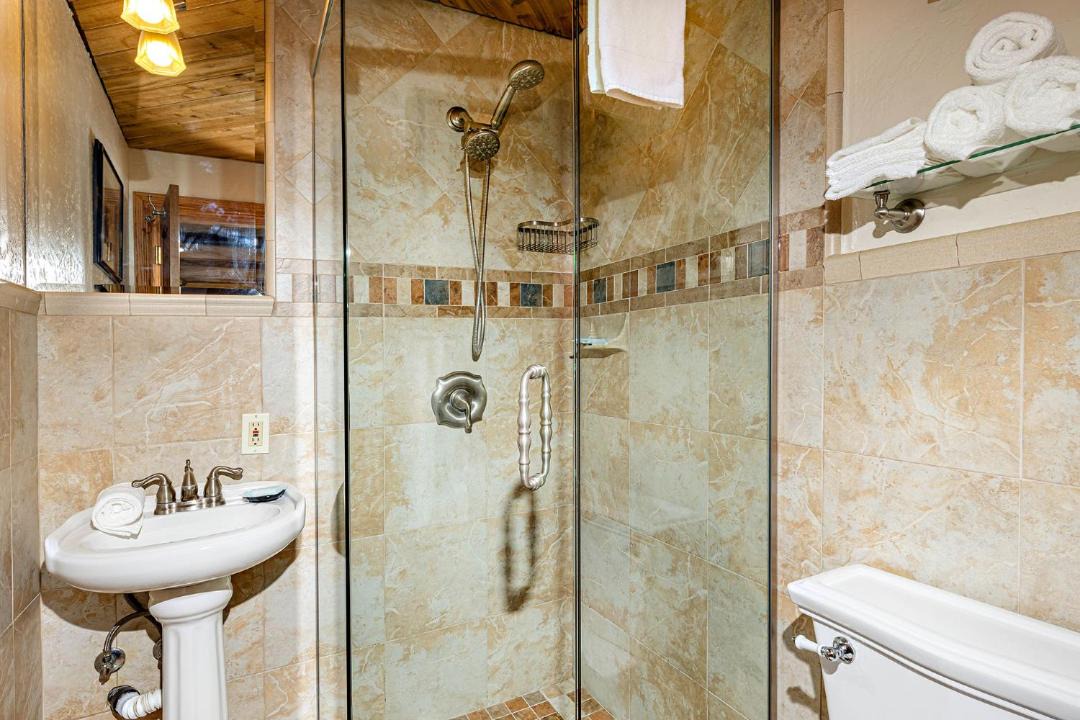 Photo of Bathroom in Townsite