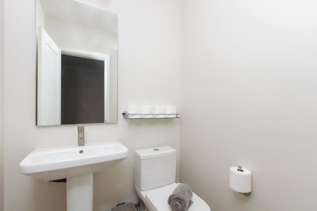 Photo of Bathroom in Roseville - Fleet Ridge