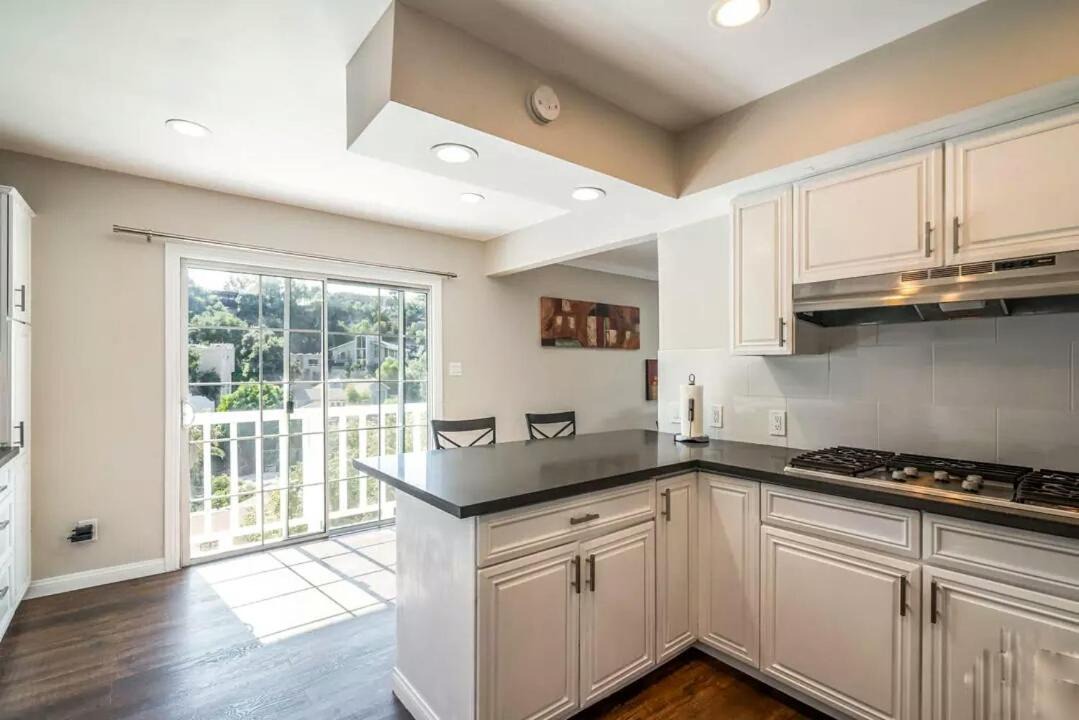 Photo of Kitchen in Studio City