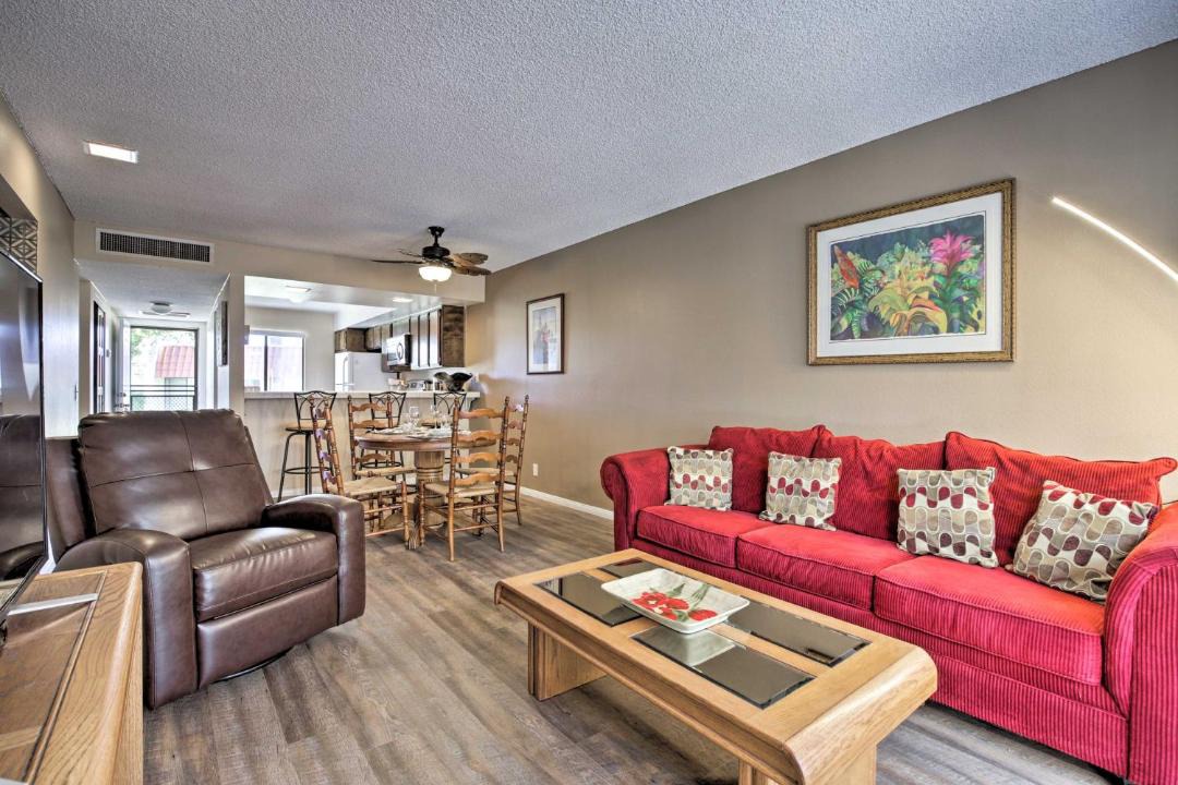 Photo of Livingroom in Rancho Mirage