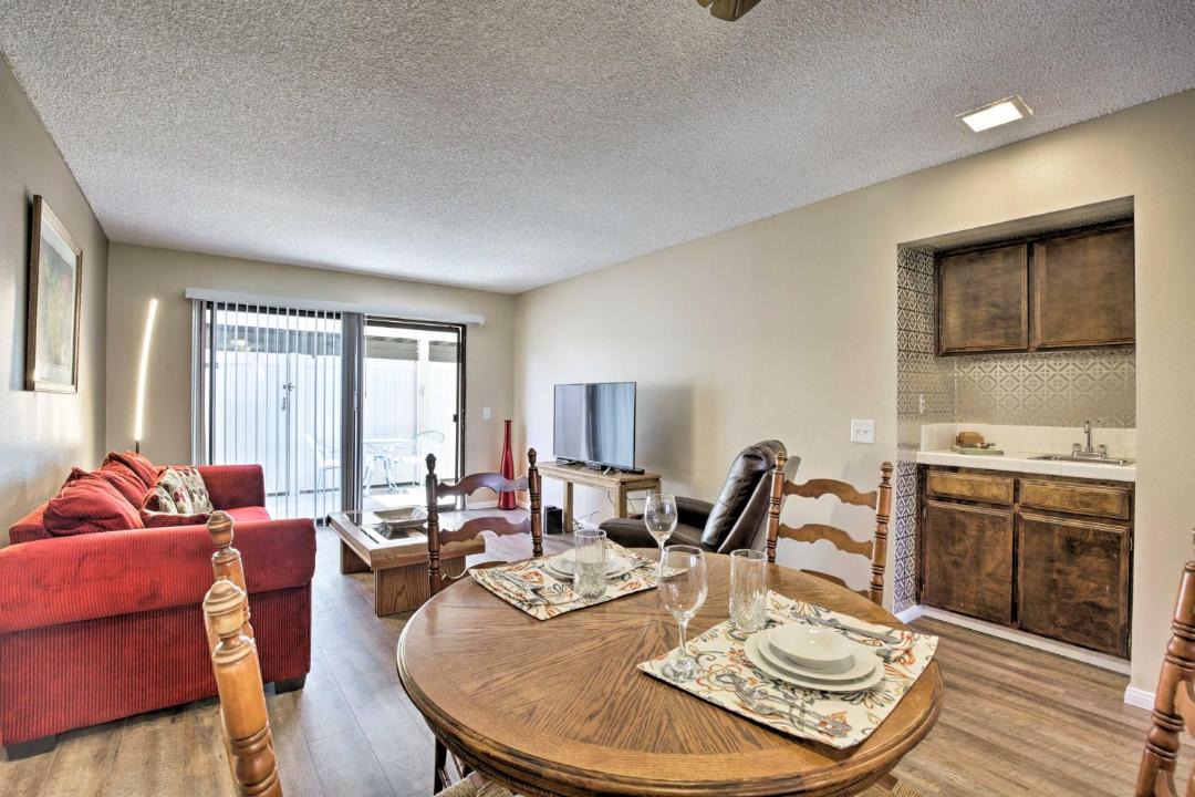 Photo of Livingroom in Rancho Mirage