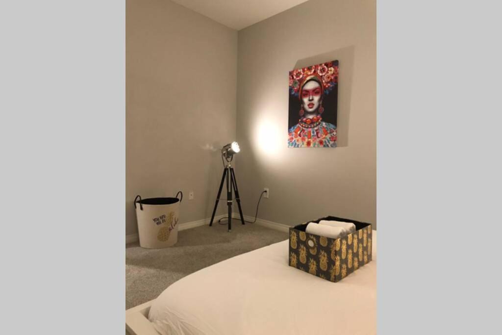 Photo of Bedroom in Miracle Mile