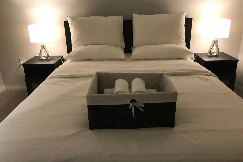 Photo of Bedroom in Miracle Mile