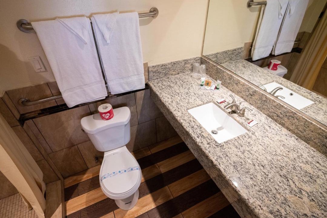 Photo of Bathroom in South Wrigley