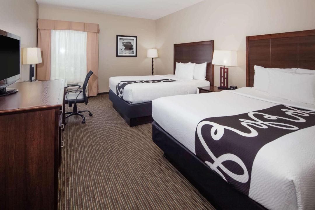 Photo of Bedroom in Inglewood