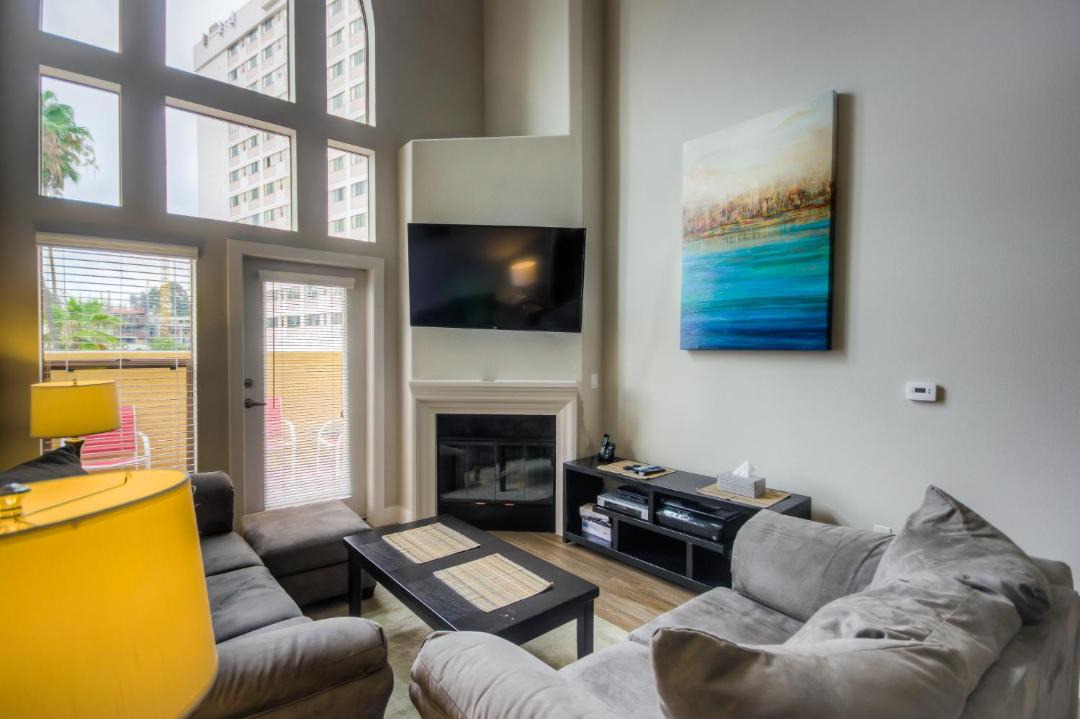 Photo of Livingroom in Westwood