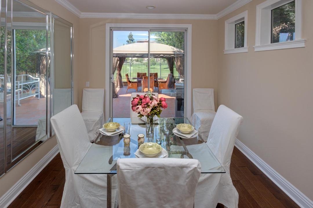 Photo of Livingroom in Tustin