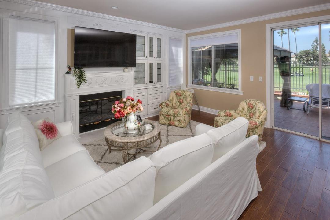 Photo of Livingroom in Tustin