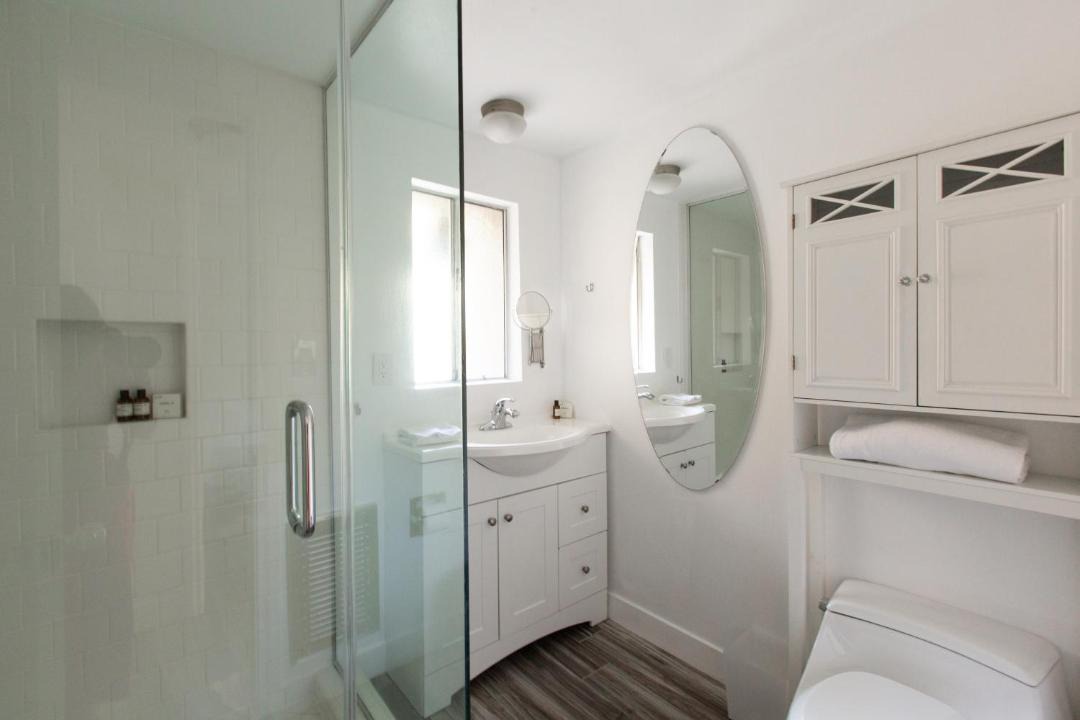 Photo of Bathroom in Hollywood Hills
