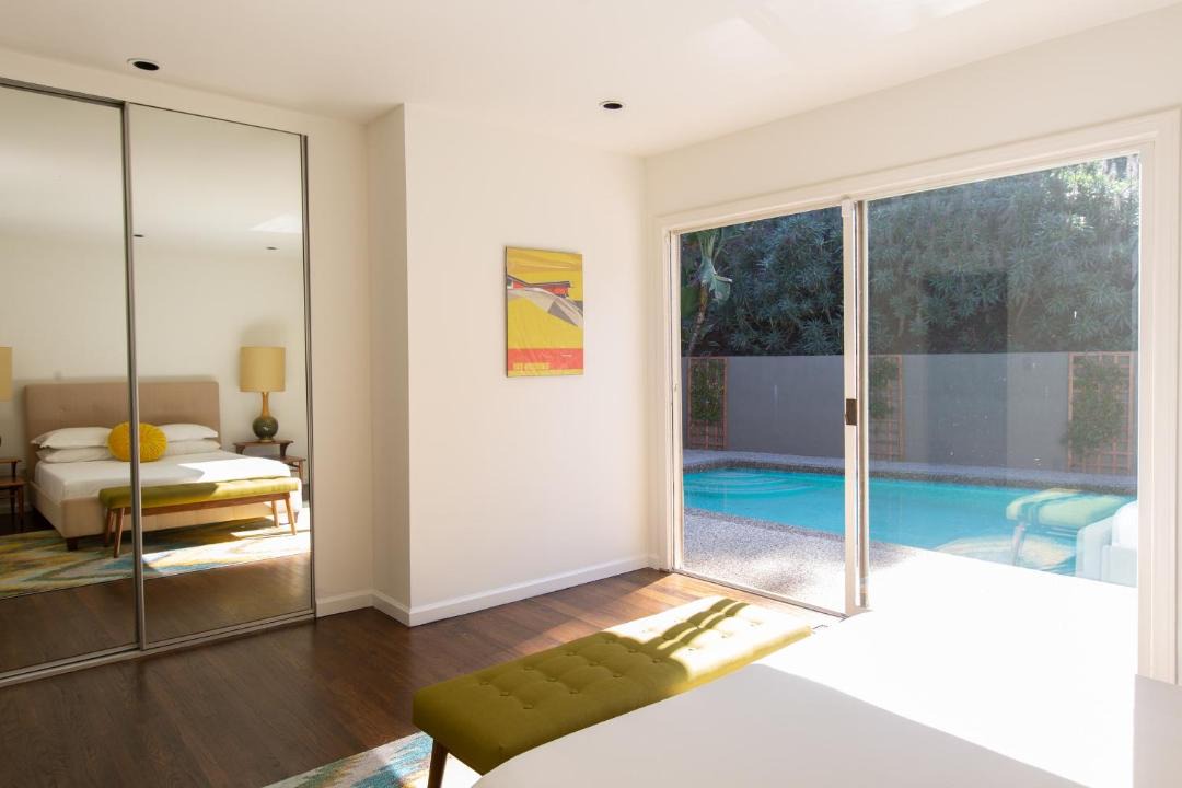 Photo of Others in Hollywood Hills
