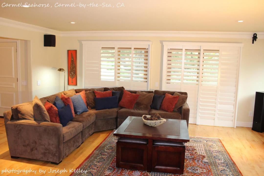 Photo of Livingroom in Northwest Carmel