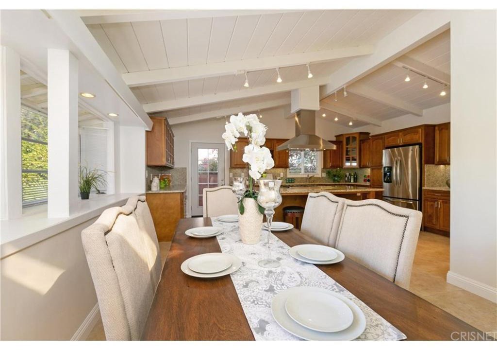 Photo of Livingroom in Encino