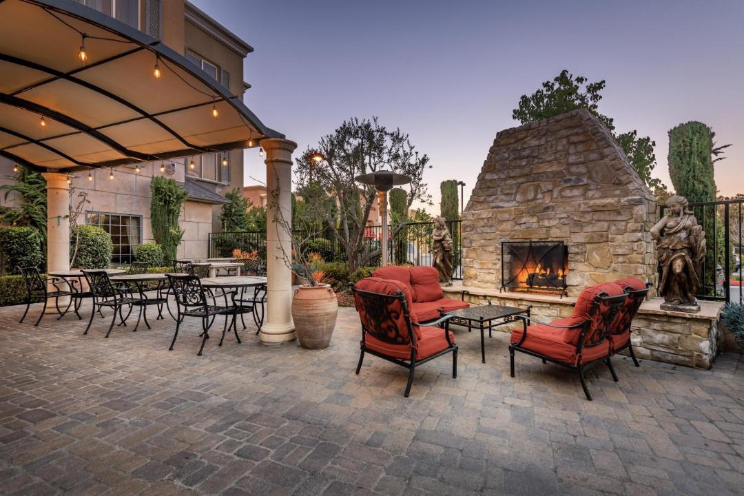 Photo of Patio Balcony in Seal Beach
