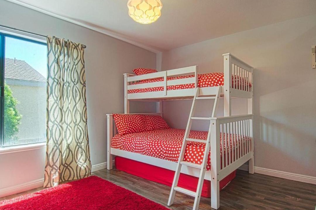 Photo of Bedroom in Anaheim Resort