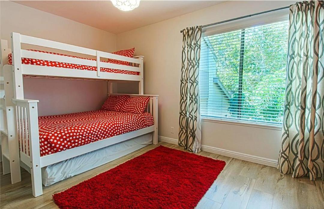 Photo of Bedroom in Anaheim Resort