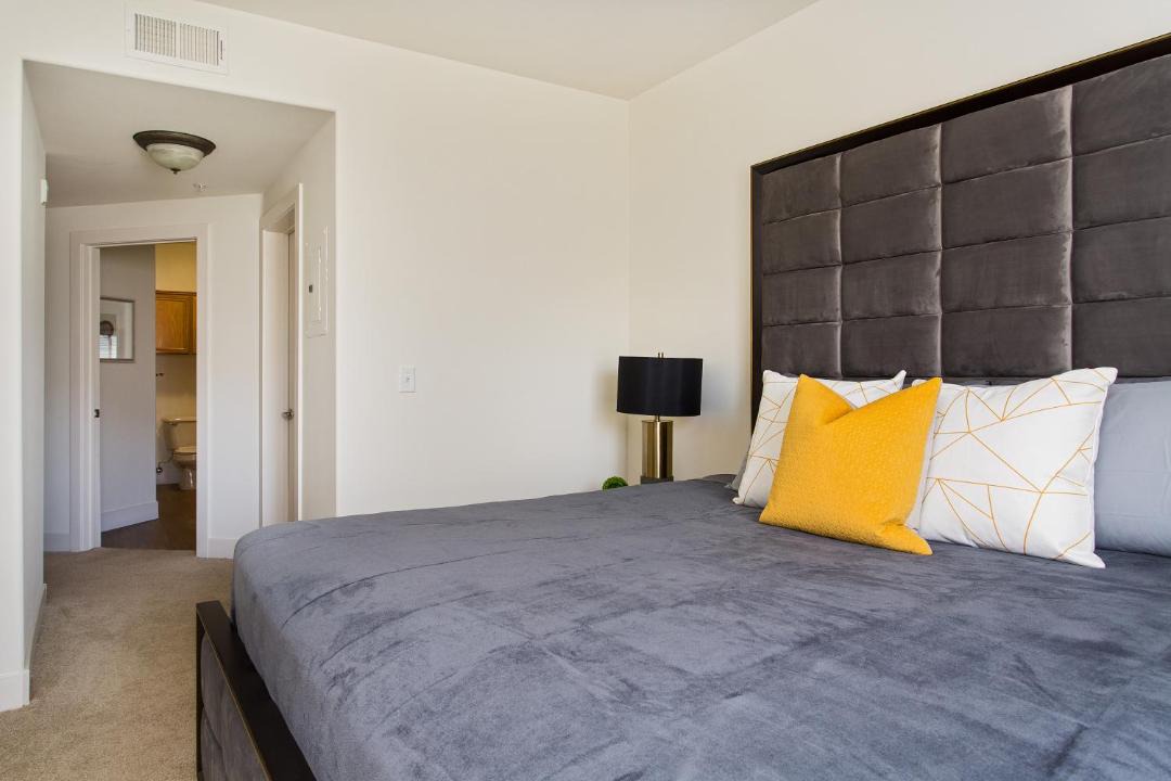 Photo of Bedroom in Pacific - Edison