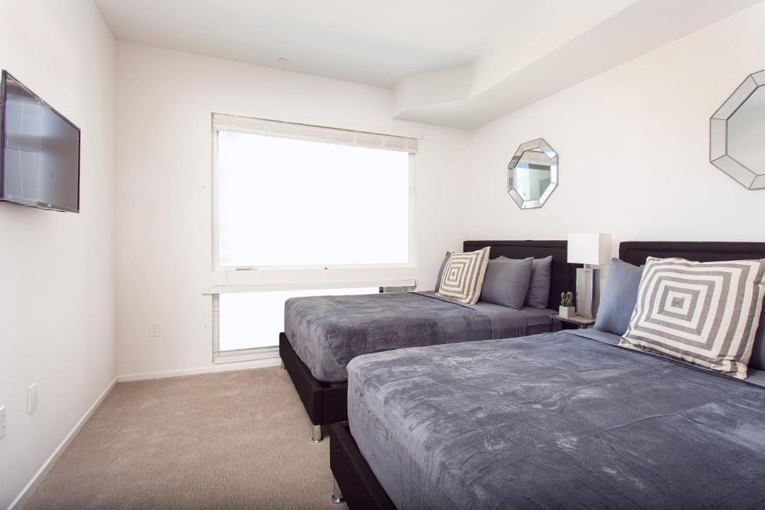 Photo of Bedroom in Pacific - Edison