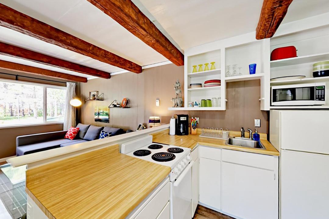 Photo of Kitchen in Tahoe Island