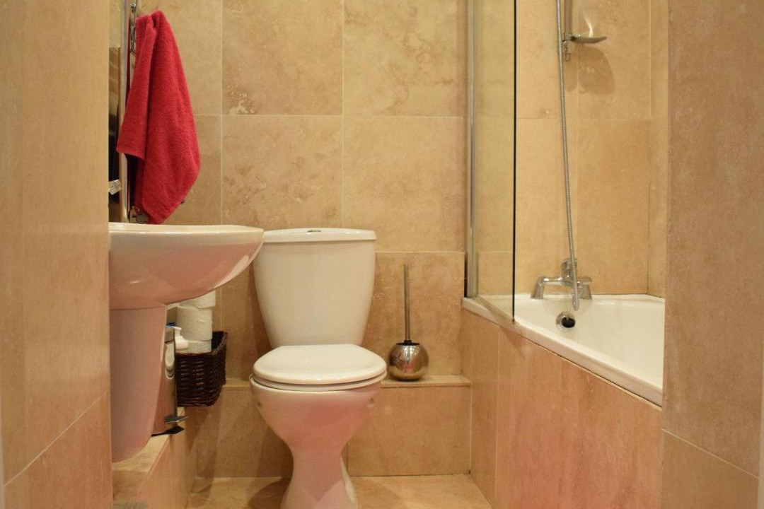 Photo of Bathroom in Homerton