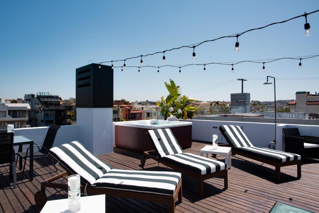 Photo of Patio Balcony in Marina Peninsula