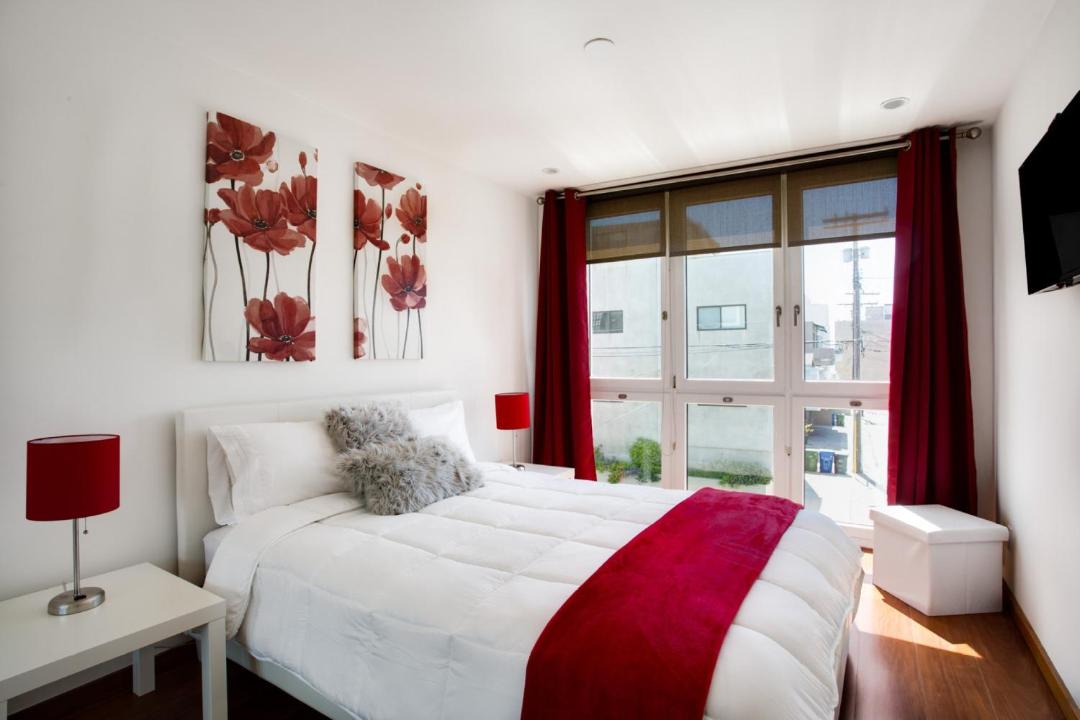 Photo of Bedroom in Marina Peninsula