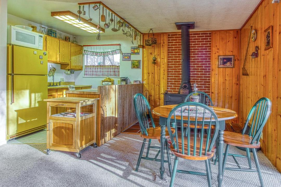 Photo of Livingroom in Idyllwild