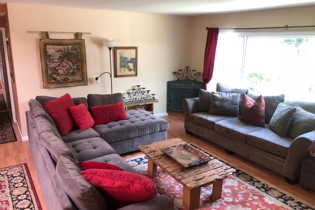 Photo of Livingroom in Westside Costa Mesa