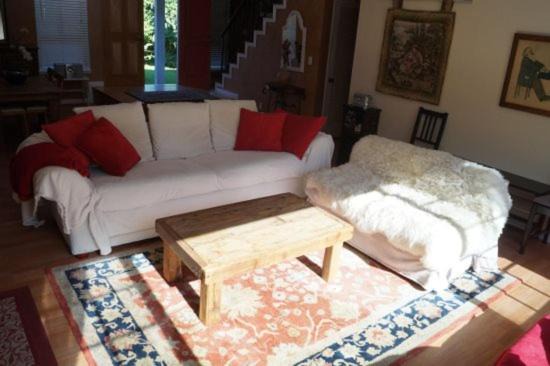 Photo of Livingroom in Westside Costa Mesa