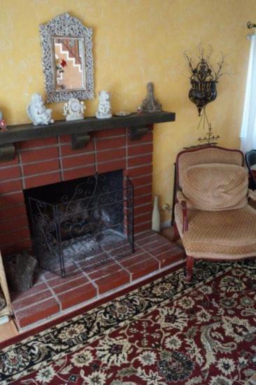 Photo of Livingroom in Westside Costa Mesa