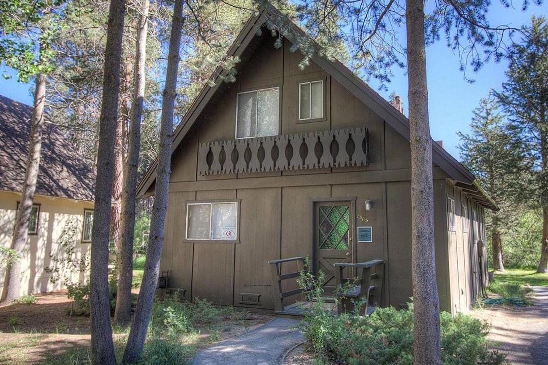Photo of Buildings in Tahoe Island