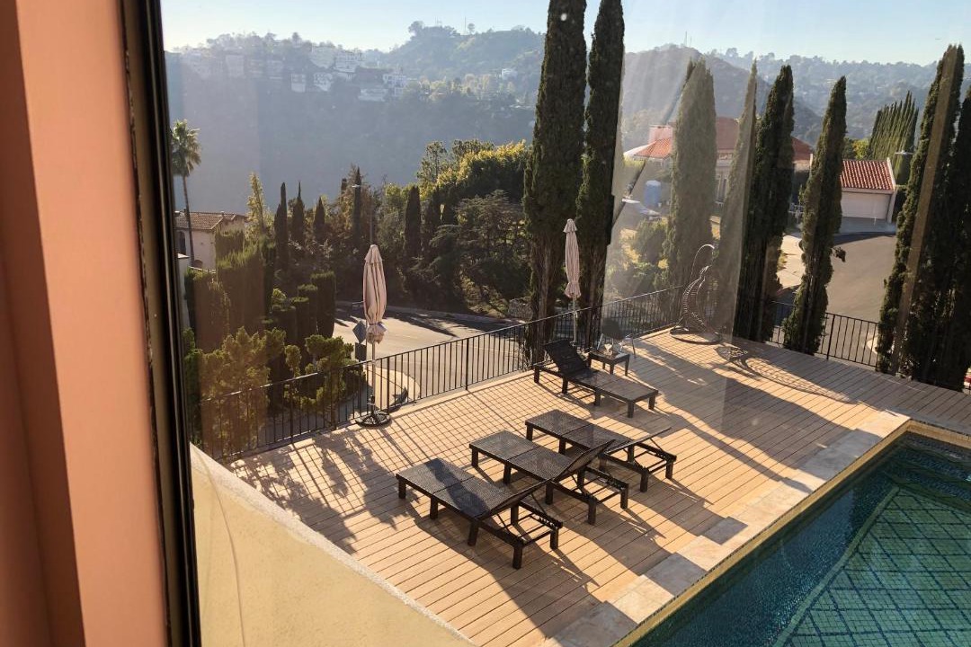 Photo of Others in Hollywood Hills West
