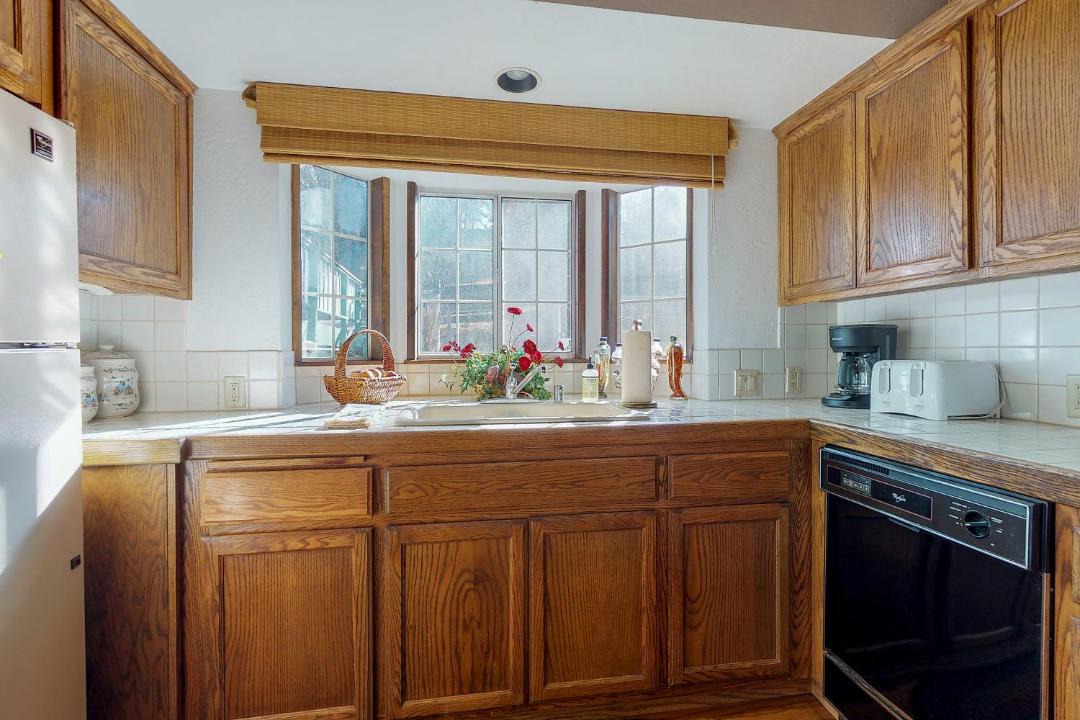 Photo of Kitchen in Upper Moonridge