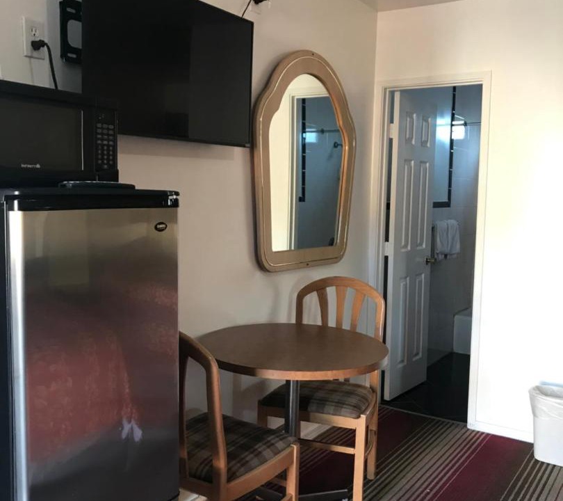 Photo of Livingroom in Van Nuys