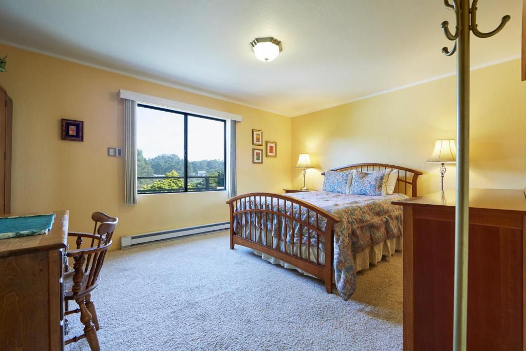Photo of Bedroom in Fort Bragg