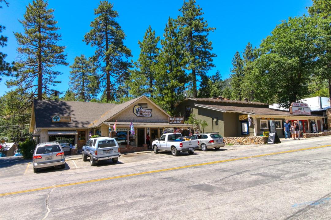 Photo of Others in Idyllwild