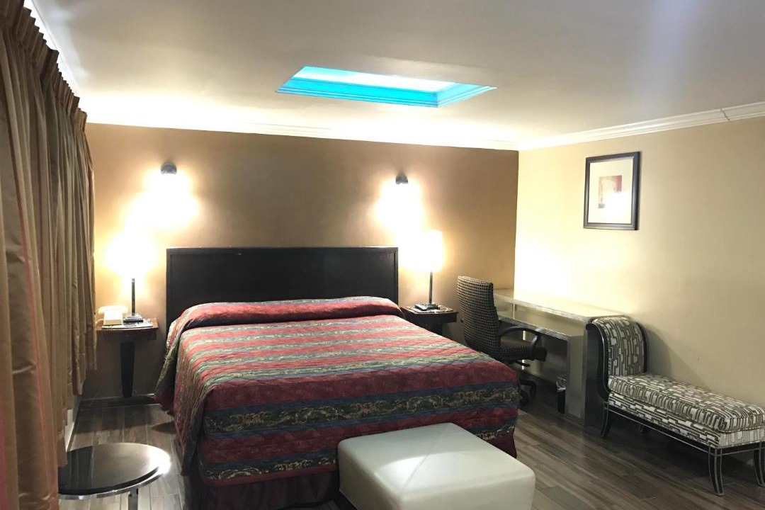 Photo of Bedroom in Orange