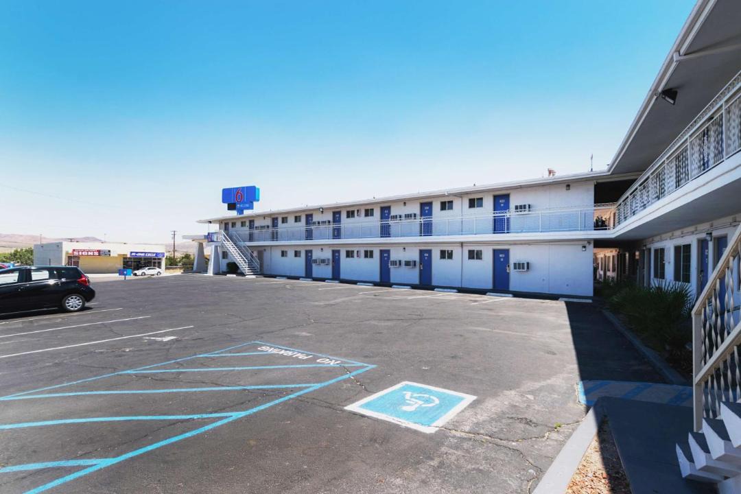Photo of Others in Barstow
