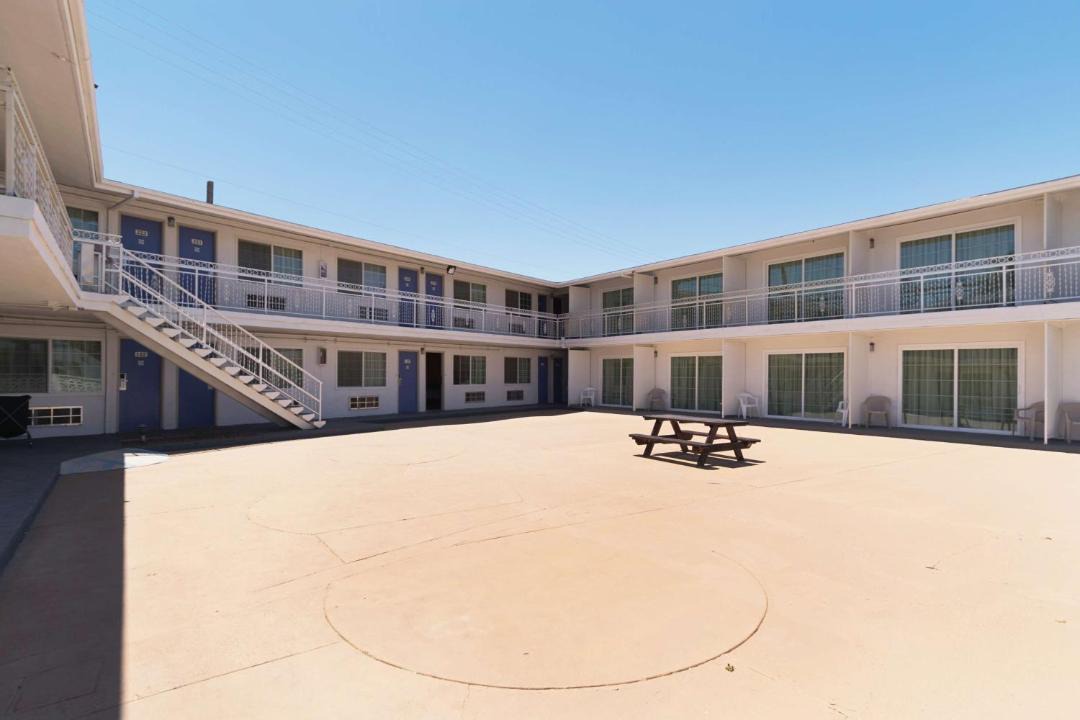 Photo of Others in Barstow