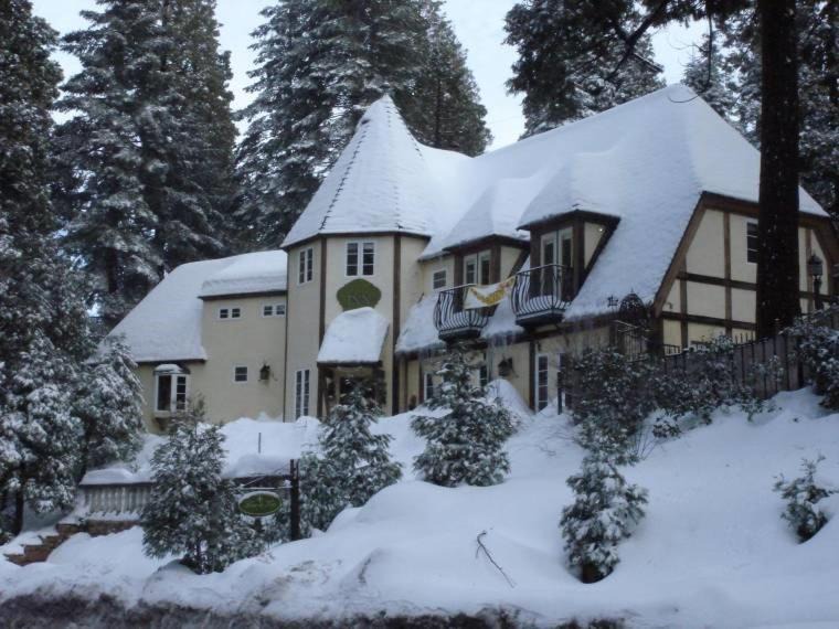 Photo of Others in Lake Arrowhead