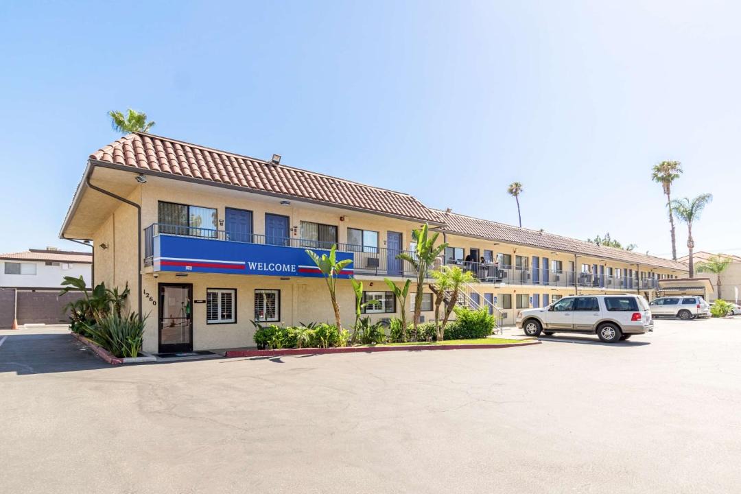 Photo of Buildings in Riverside