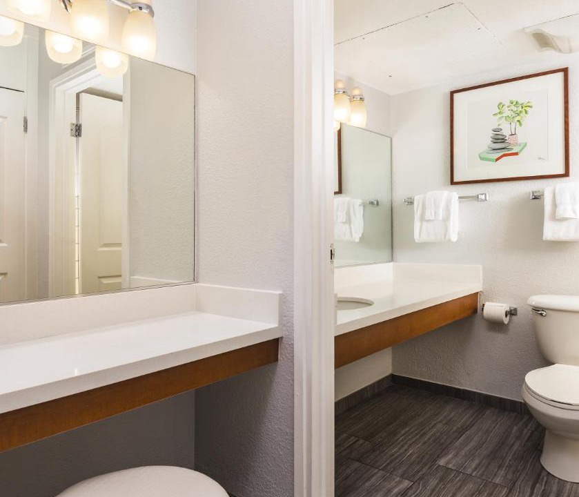 Photo of Bathroom in Uptown Design District