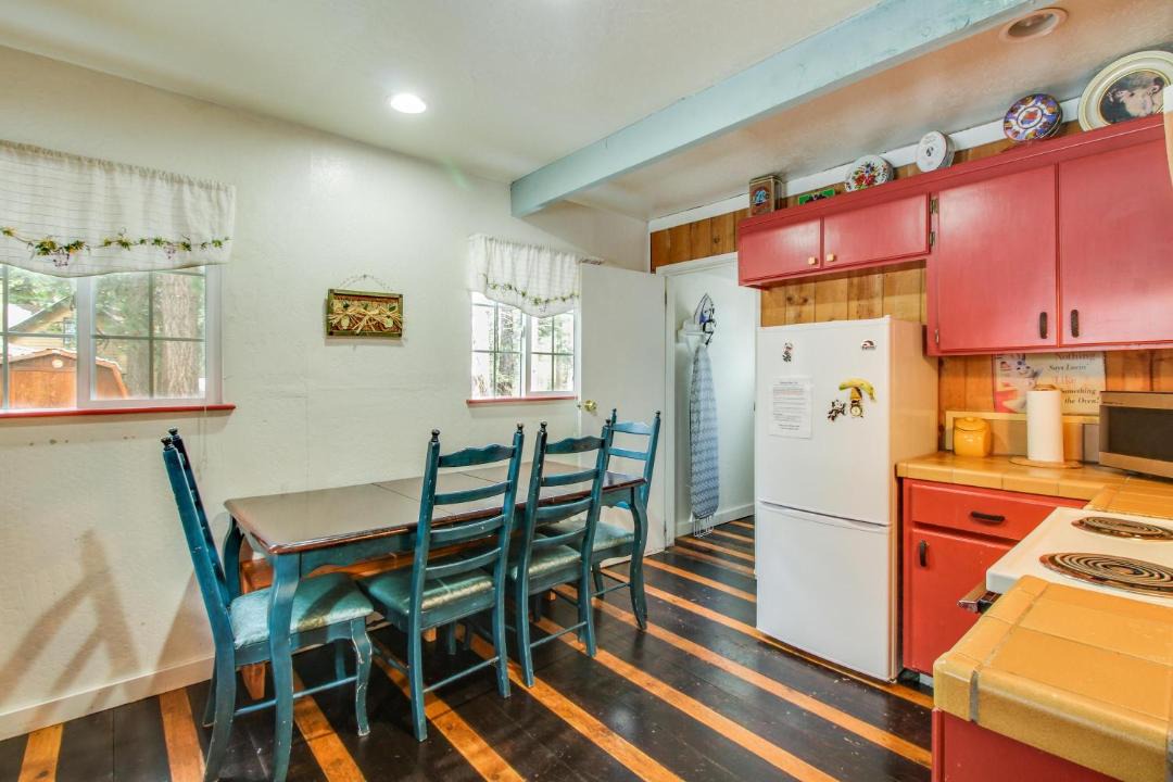 Photo of Kitchen in Tahoe Island
