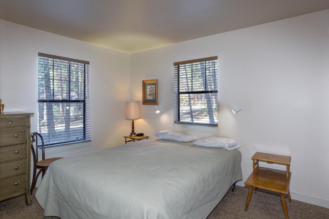 Photo of Bedroom in North Wawona
