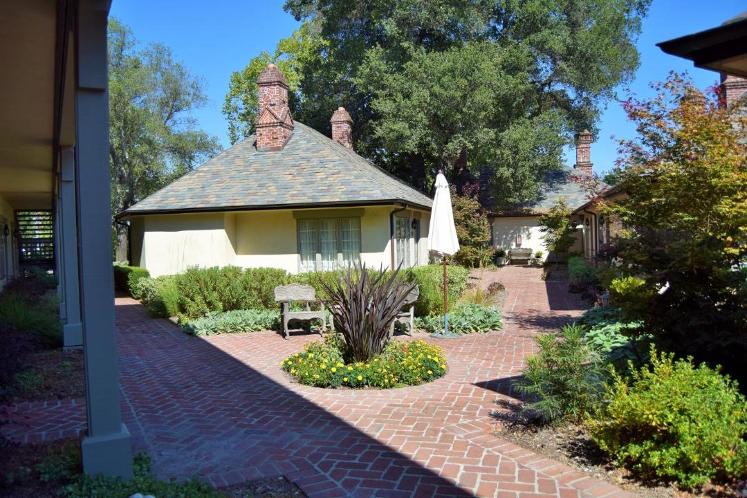 Photo of Others in St. Helena
