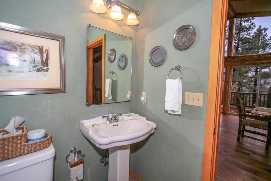 Photo of Bathroom in Castle Glen Estates