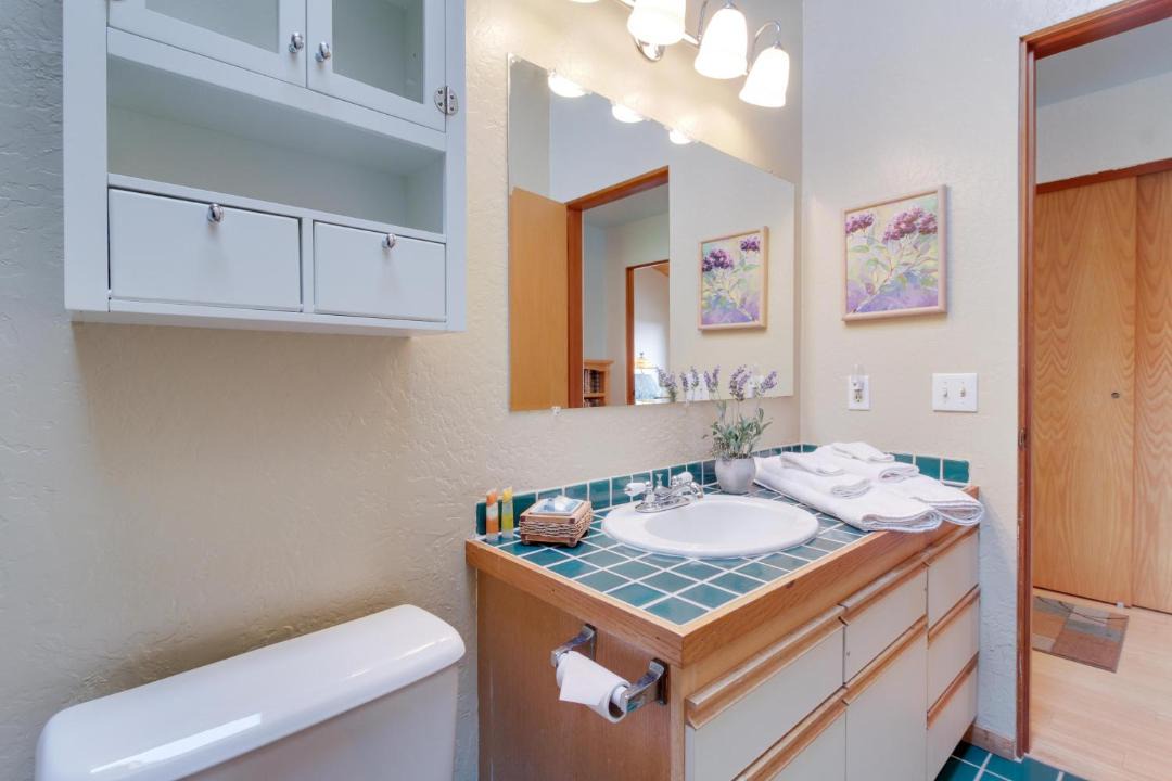 Photo of Bathroom in Sea Ranch