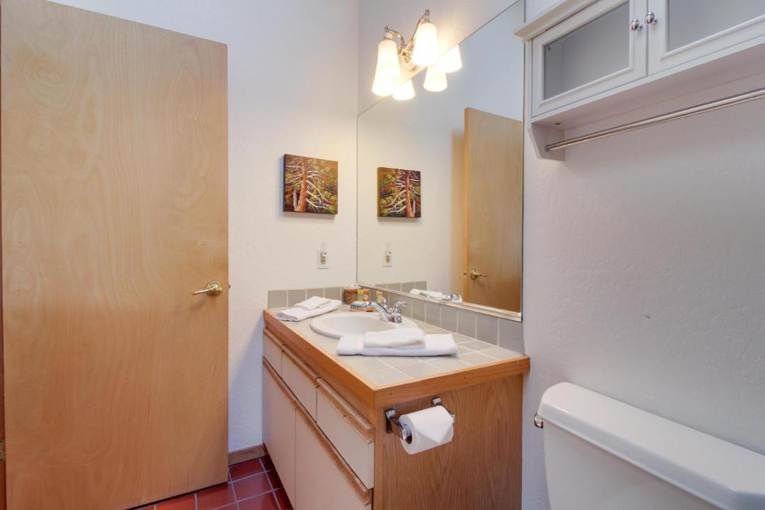 Photo of Bathroom in Sea Ranch