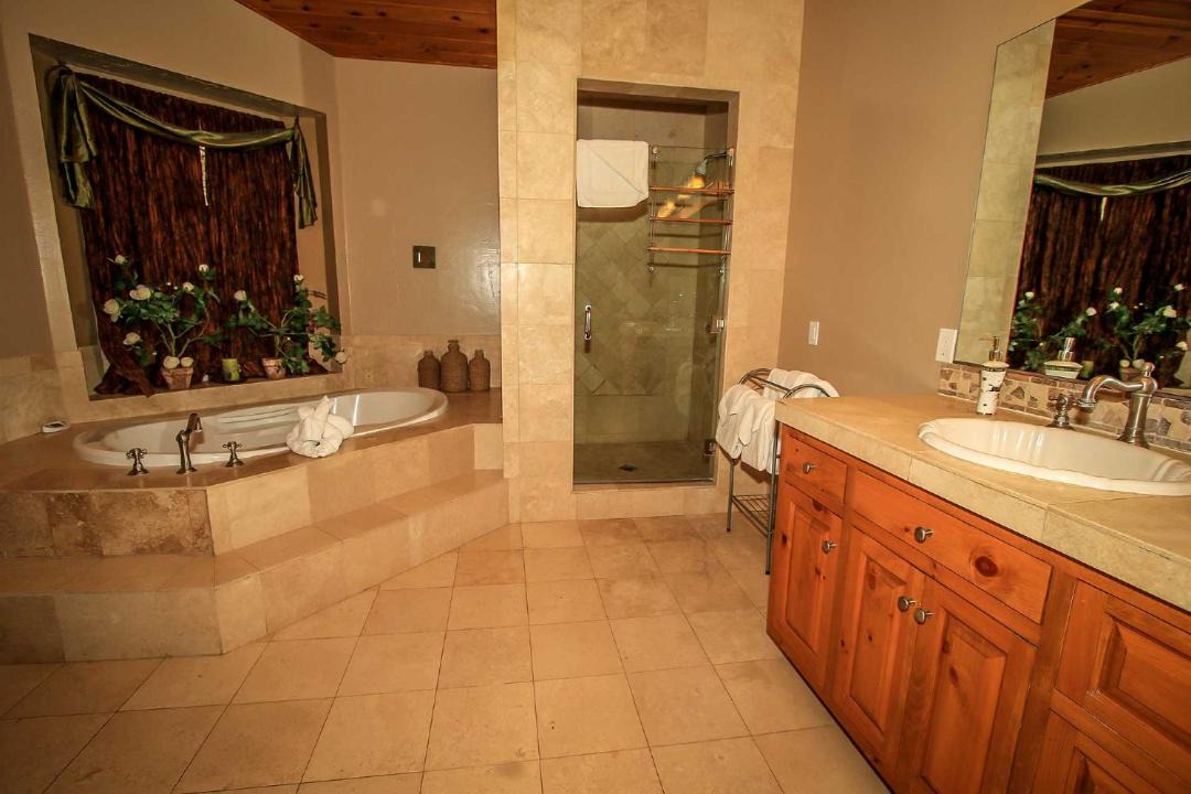 Photo of Bathroom in Evergreen Estates