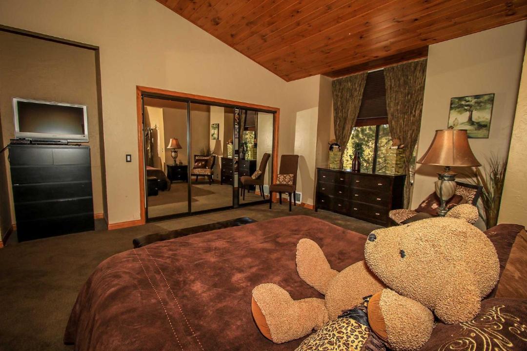 Photo of Livingroom in Evergreen Estates
