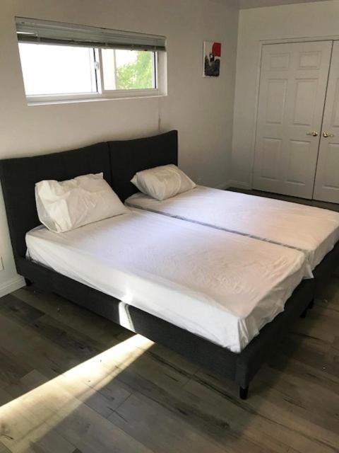 Photo of Bedroom in Sherman Oaks